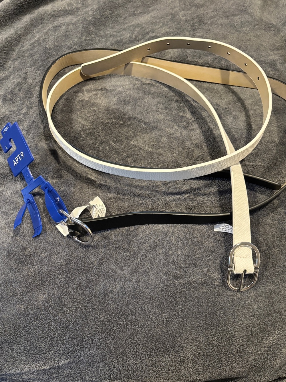 NWT 2 pack Women’s White and Black Leather Belts with Silver Buckle size L